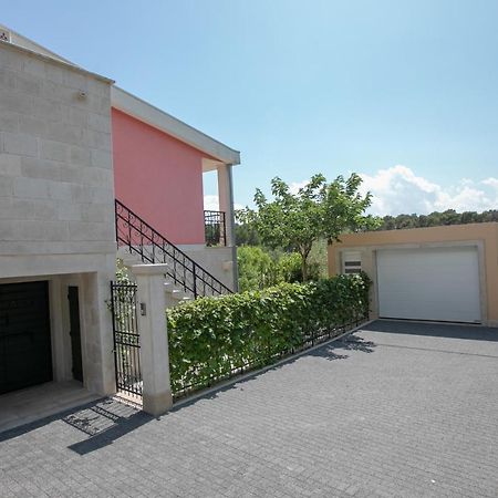 Apartment Vila Volicija มาคาร์สกา ภายนอก รูปภาพ
